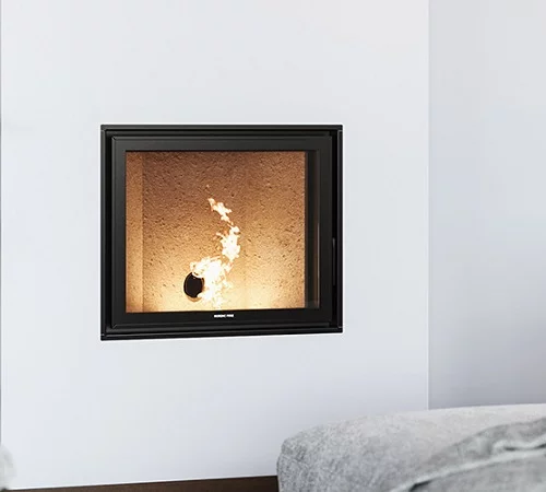 Un poêle à pellets intégré pouvant expulser la chaleur vers d’autres pièces, NORDIC FIRE - Sienna 7 - 10