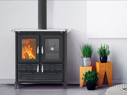 THERMOROSSI - Klaretta - La fonte travaillée dans son expression maximale prend une forme linéaire et minimaliste