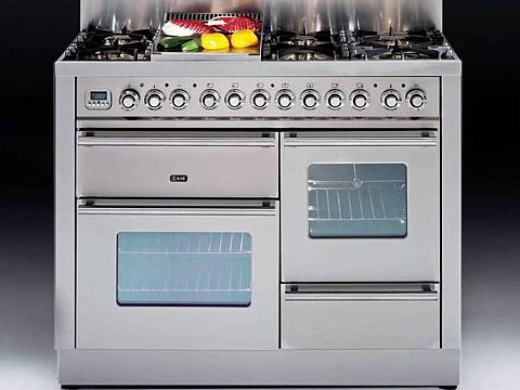 Piano de cuisson gaz sur four électrique ventilé GN 1/1-4 feux - gamme 900  - Tecnoinox : : Commerce, Industrie et Science